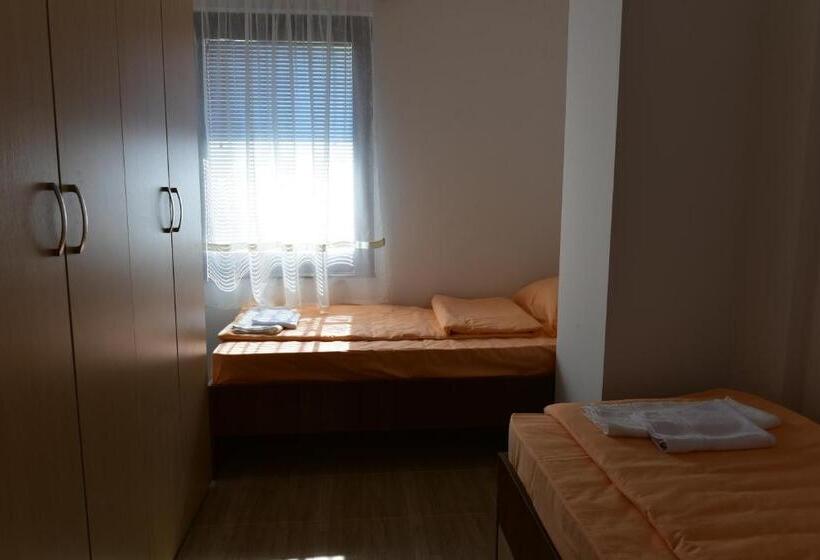 آپارتمان 1 خوابه با بالکن, Guesthouse Ušće