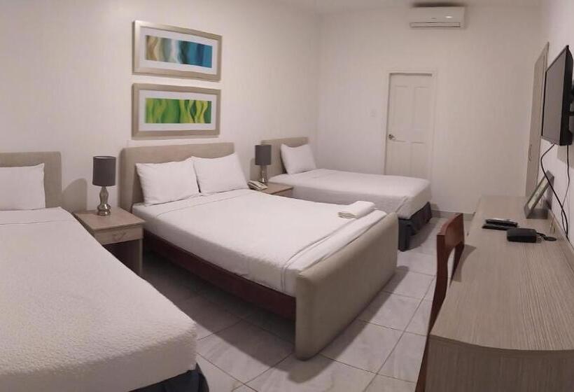 Номер Стандарт Трехместный, Manakin Hostal & Resto