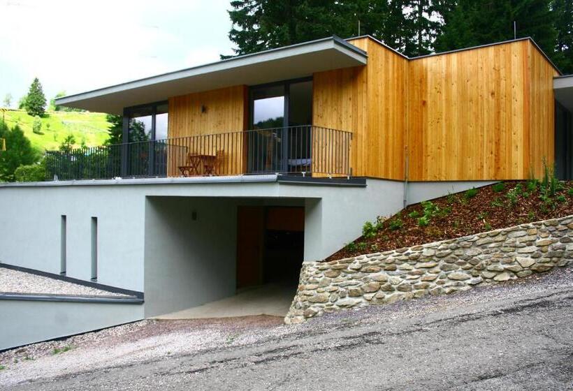 إستوديو قياسى, Penzion Eden