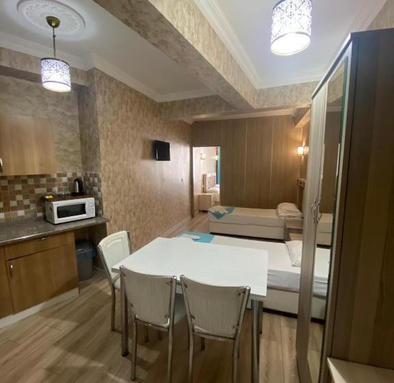 ２ベッドルームアパートメント, Amida House
