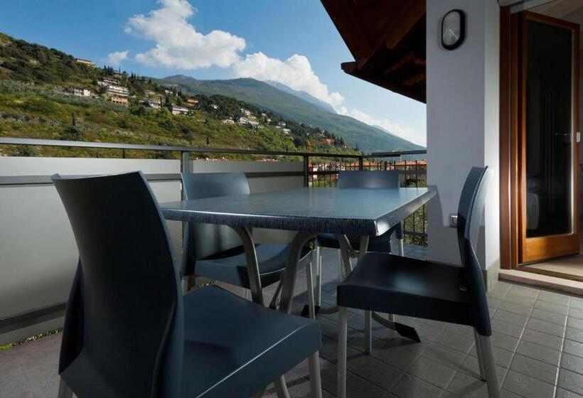 דירת שני חדרים, Casa Carla