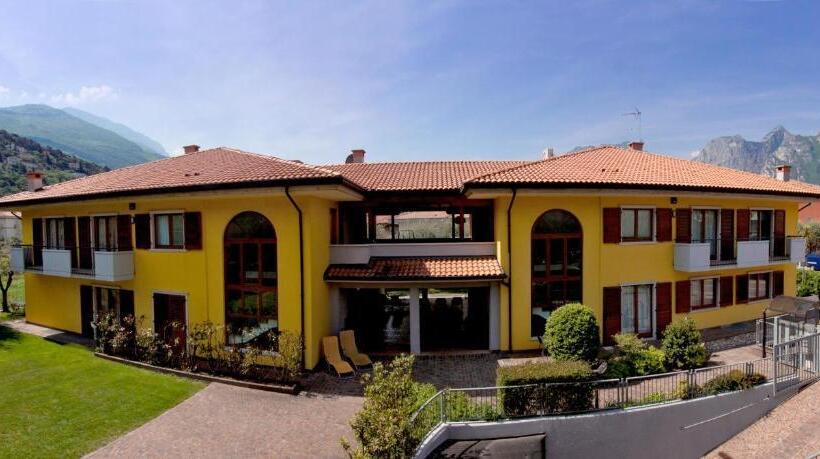 דירת שני חדרים, Casa Carla