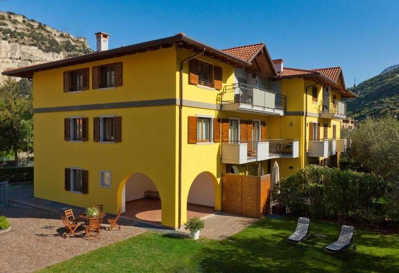 דירת שני חדרים, Casa Carla