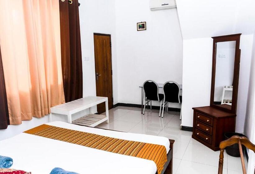 1 Bedroom Apartment, Kandy Riverside Villa