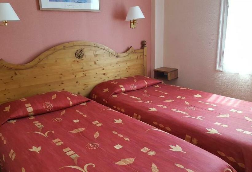 Четырехместный Номер Стандарт, Victoria