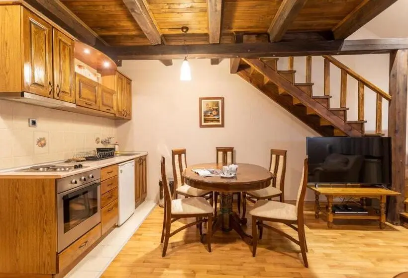 آپارتمان دوبلکس 1 خوابه, Guest House Vila Bajka