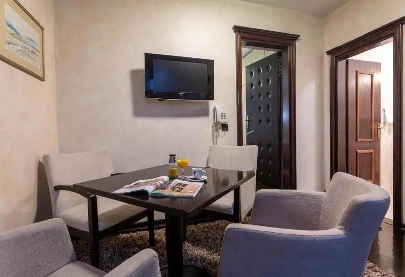 آپارتمان 1 خوابه با تراس, Guest House Vila Bajka