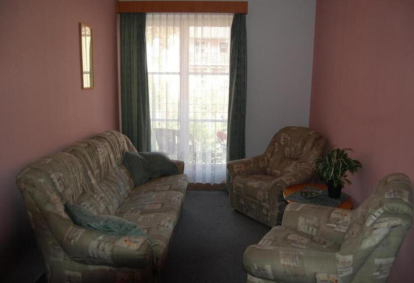 스탠다드 룸, Penzion U Zvonu