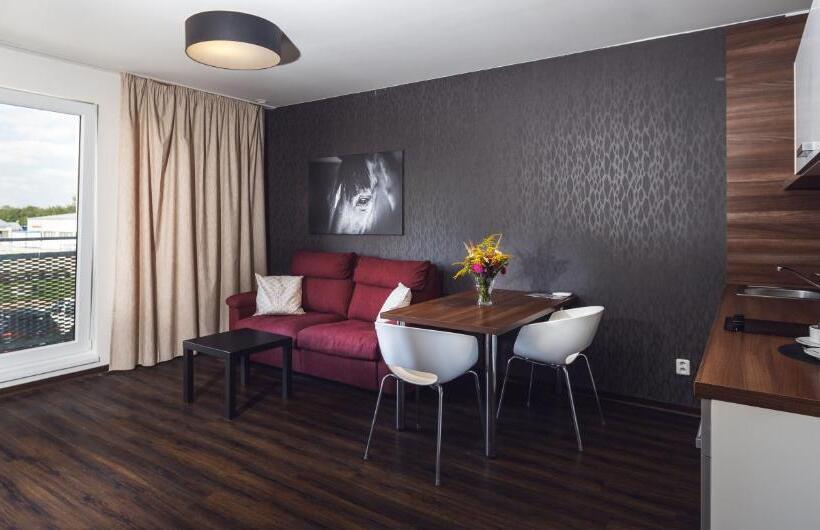 ２ベッドルームアパートメント, Penzion V Jízdárně