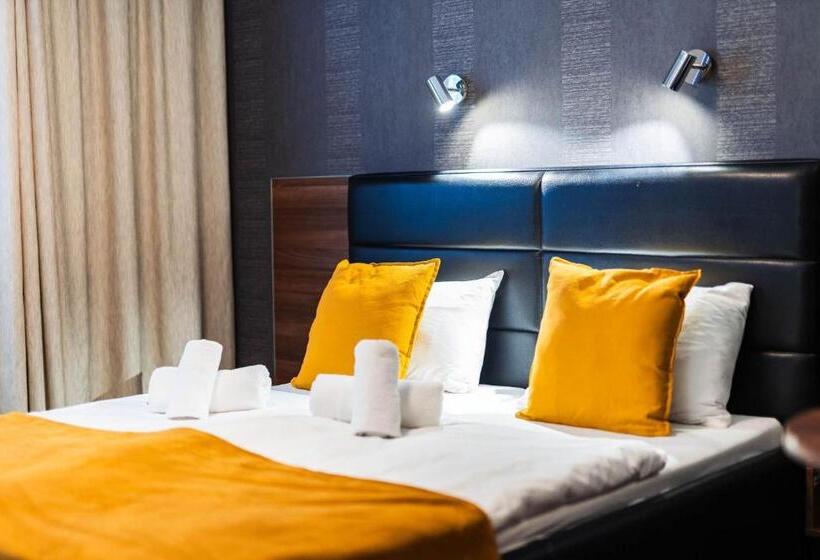 スタンダードルーム, Penzion V Jízdárně