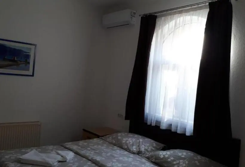 Standard-huone, The Corner House Panzió