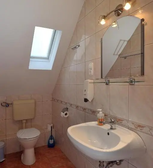 Comfort-huone, The Corner House Panzió