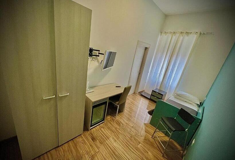 اتاق استاندارد یک نفره, B&b Al Volo2