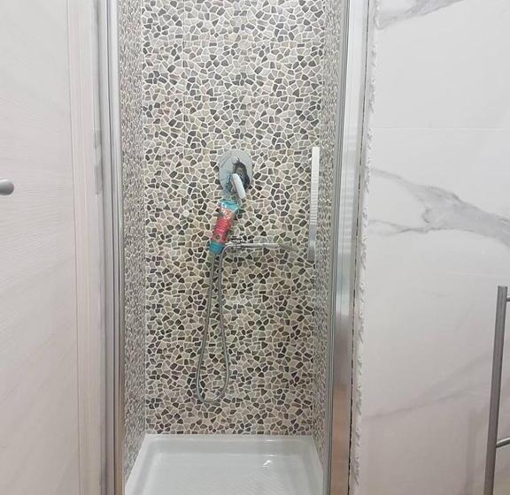 اتاق استاندارد سه نفره, B&b Al Volo2