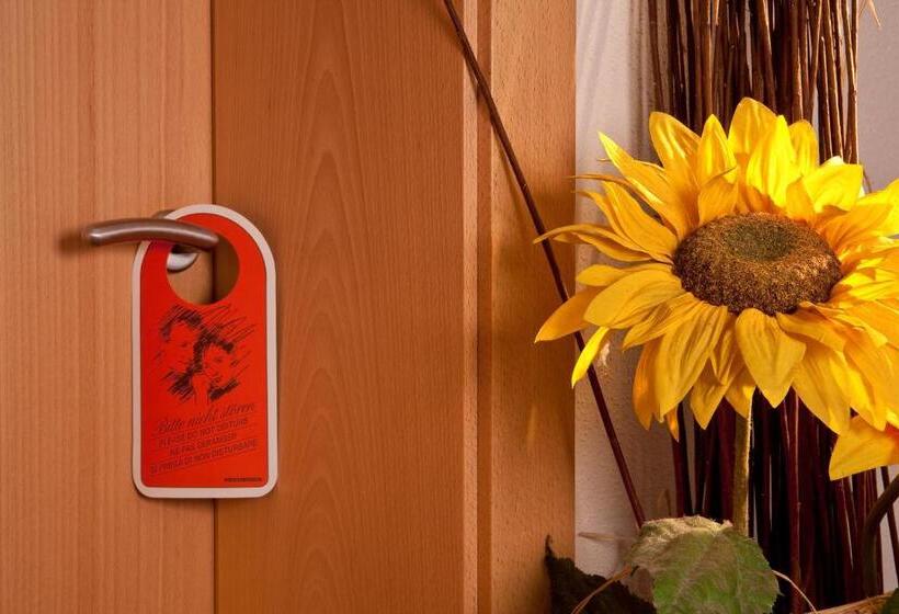 ２ベッドルームのコンフォートアパートメント, Garni Ehrenreich