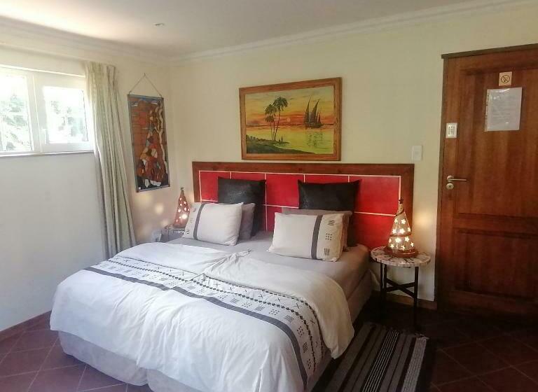 ガーデンビュースタンダードルーム, House Of Art