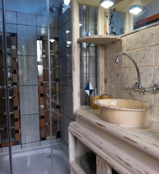 シャレー・スペリアー1寝室, House Of Art