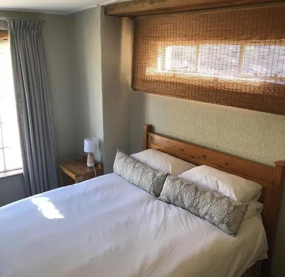 ファミリールーム, Notting Hill Lodge