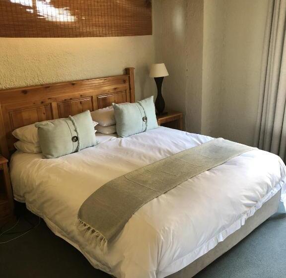 Семейный Номер, Notting Hill Lodge
