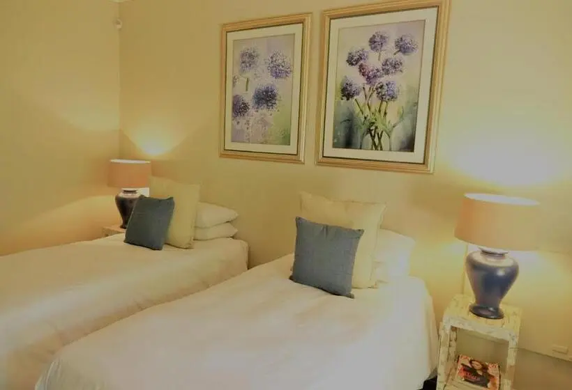 スタンダードルーム, Notting Hill Lodge