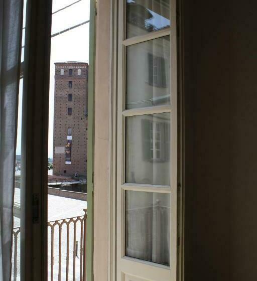 スタンダードシティビュールーム, Palazzo Sacco Hostello Fossano