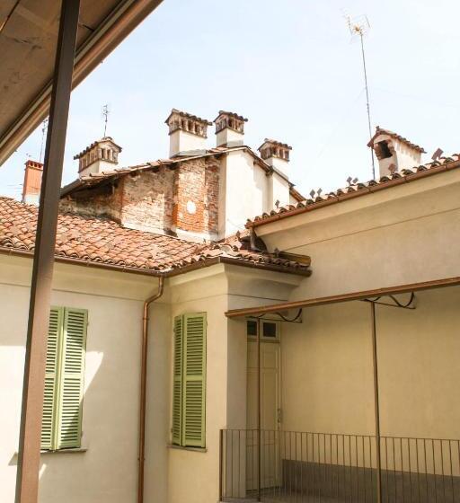 デラックスルーム, Palazzo Sacco Hostello Fossano