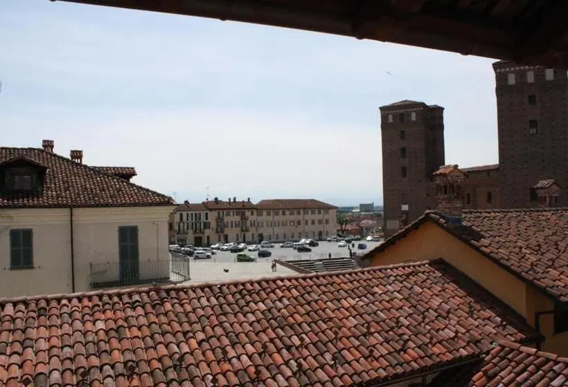 シティビューのデラックスルーム, Palazzo Sacco Hostello Fossano