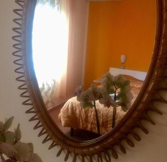 四人标准间, B&b Anny