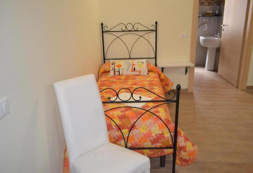 اتاق استاندارد سه نفره, B&b Il Vicoletto