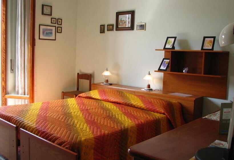 Standard room with outdoor bath, B&b Itala