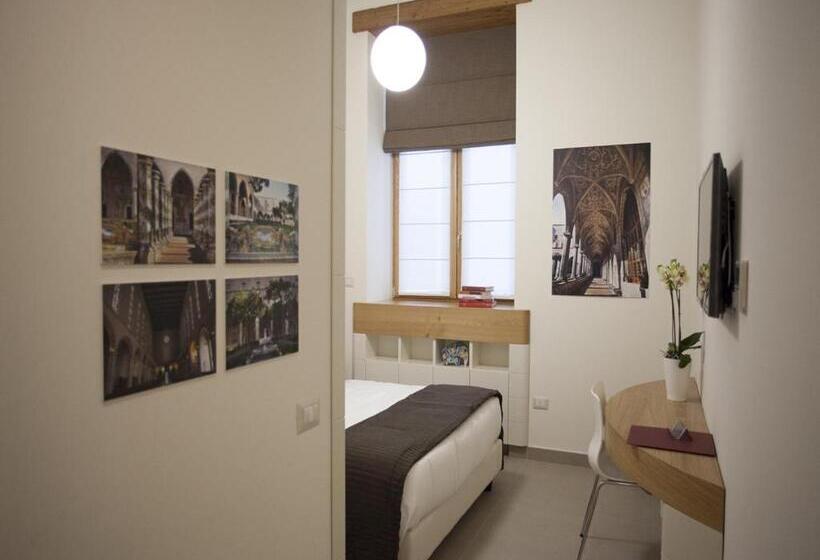 اتاق استاندارد, Napolart