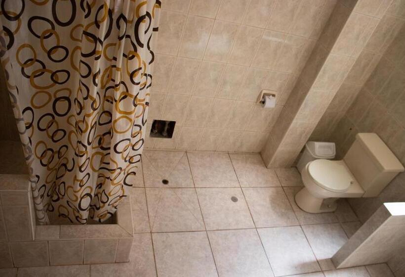 غرفة قياسية رباعية, Pacha Suite