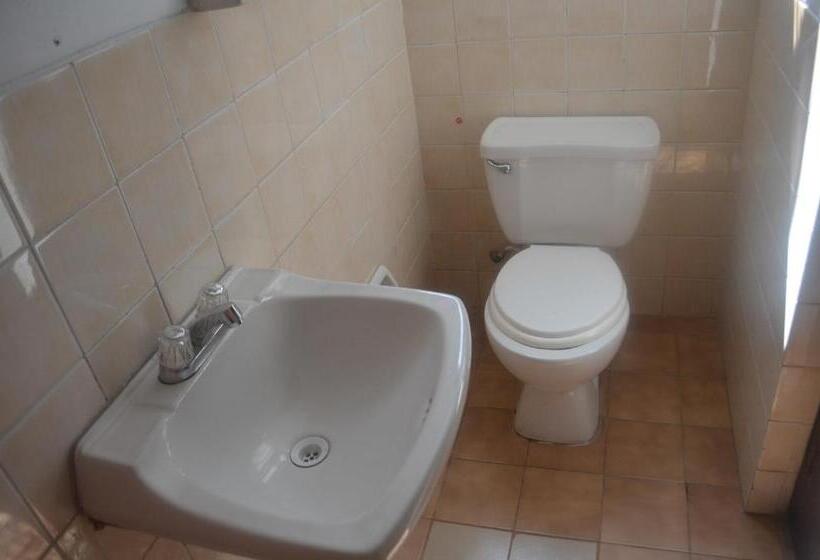 غرفة قياسية رباعية, Pacha Suite