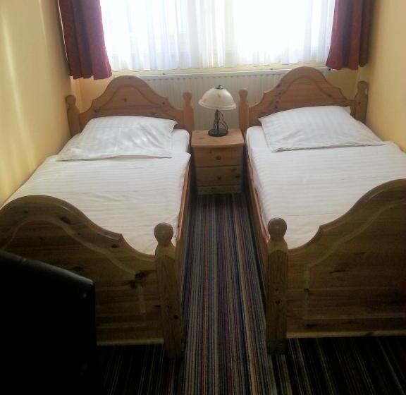 Номер Стандарт, Alte Rathausschänke