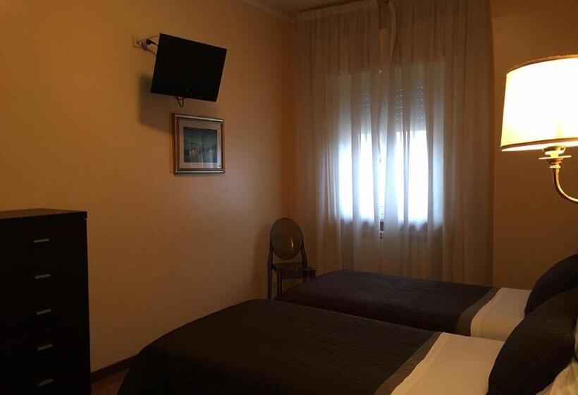 Номер Economy, Delle Ortensie