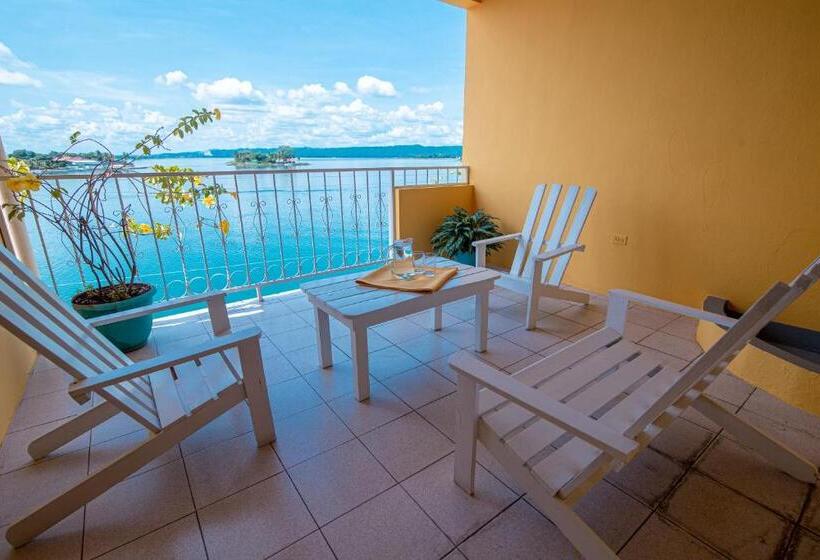 اتاق استاندارد با تخت بزرگ, Santana