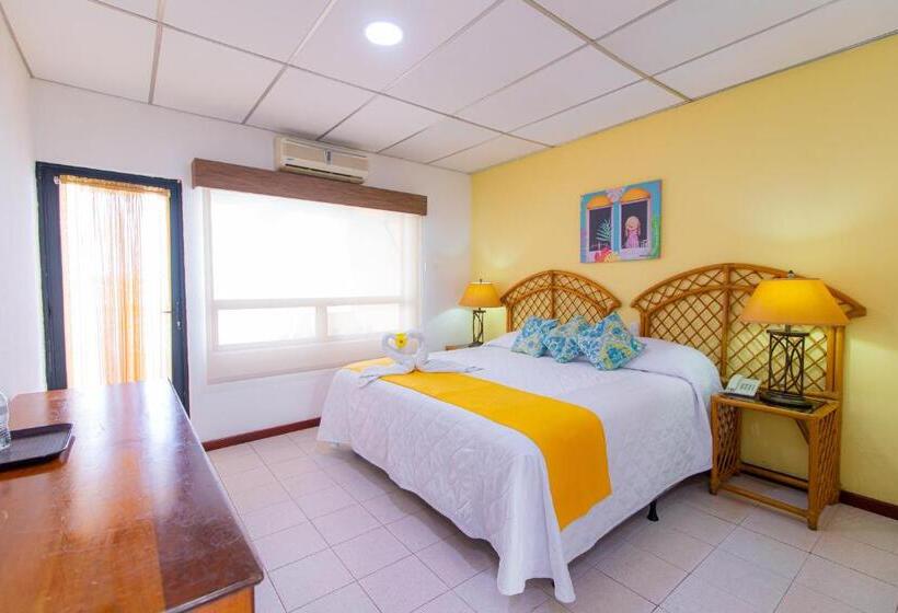 اتاق استاندارد با تخت بزرگ, Santana