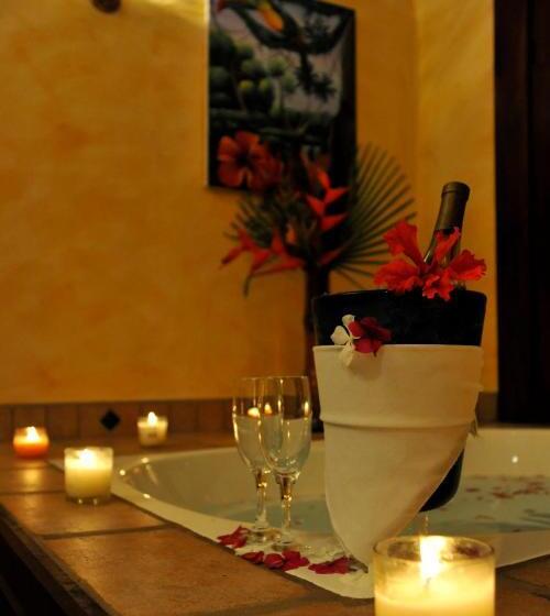 Люкс Повышенной Комфортности, Mahogany Hall Luxury Boutique Resort