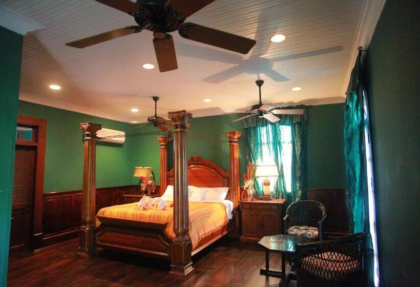 جناح ديلوكس, Mahogany Hall Luxury Boutique Resort