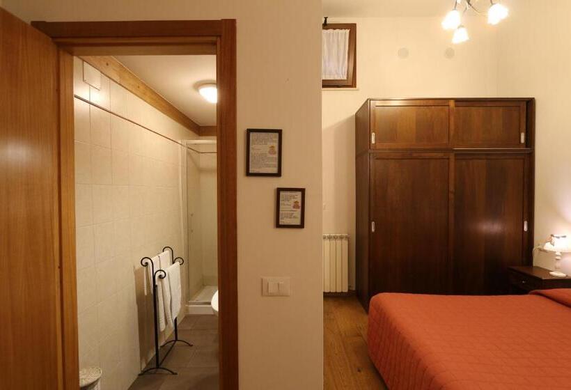 غرفة قياسية, La Casina Colorata