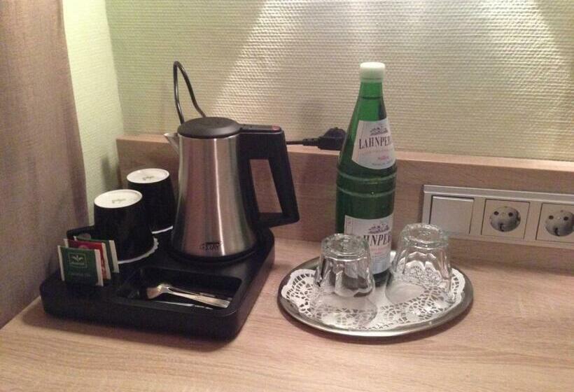 リバービューのスタンダードシングルルーム, Rheinhotel Zur Krone