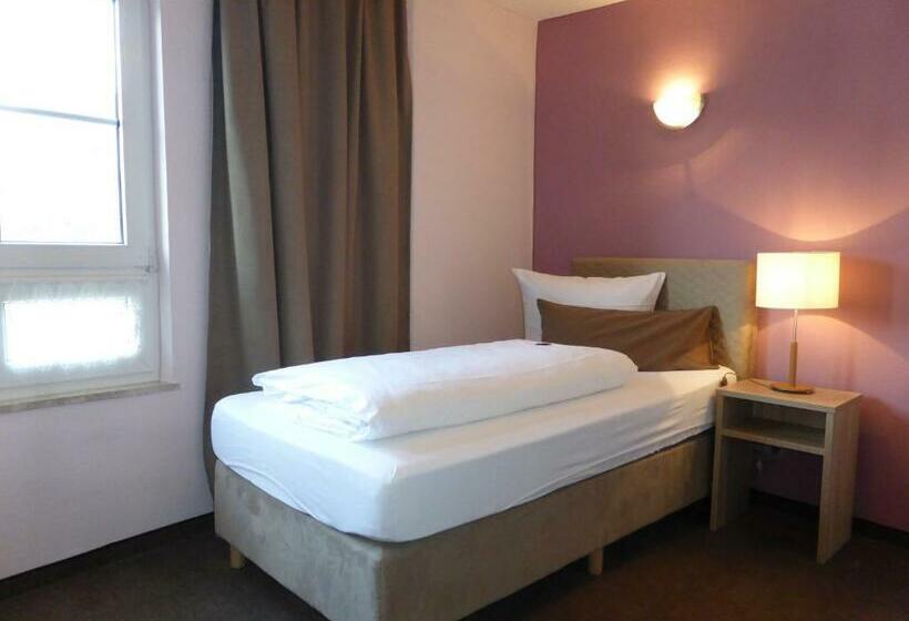 リバービューのスタンダードシングルルーム, Rheinhotel Zur Krone