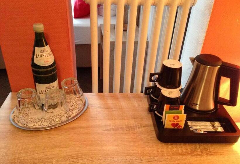 スタンダードトリプルルーム, Rheinhotel Zur Krone