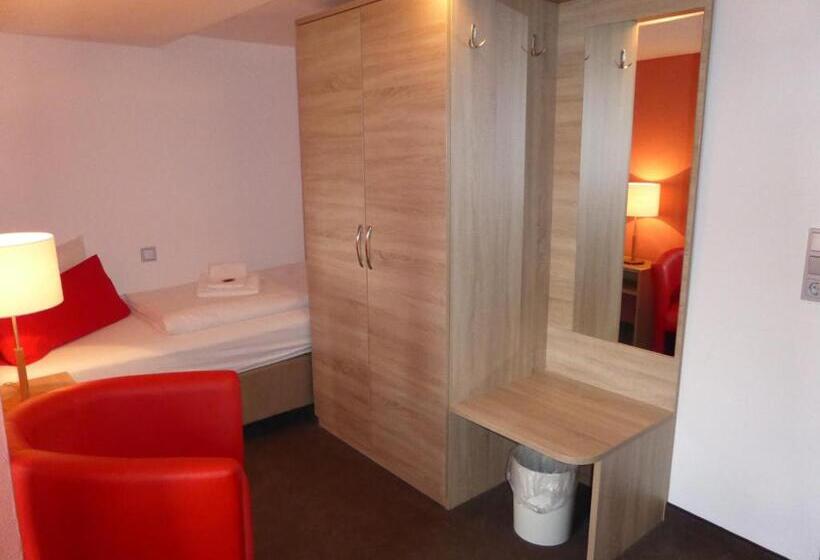 Номер Стандарт Трехместный, Rheinhotel Zur Krone