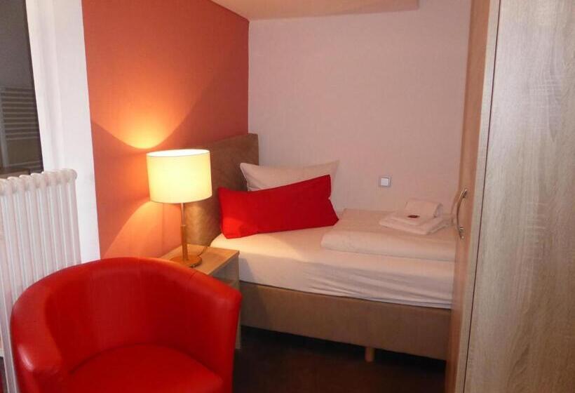 スタンダードトリプルルーム, Rheinhotel Zur Krone