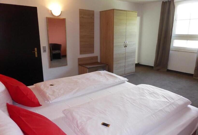 リバービュースタンダードルーム, Rheinhotel Zur Krone