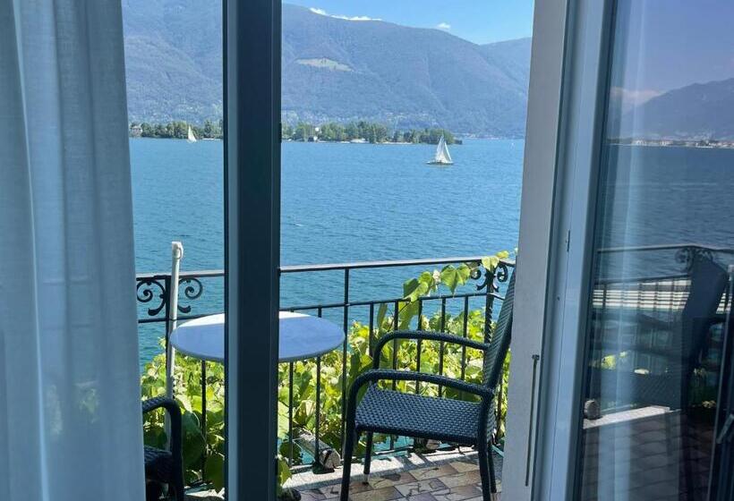 带阳台套房, Art Hotel Ristorante Posta Al Lago