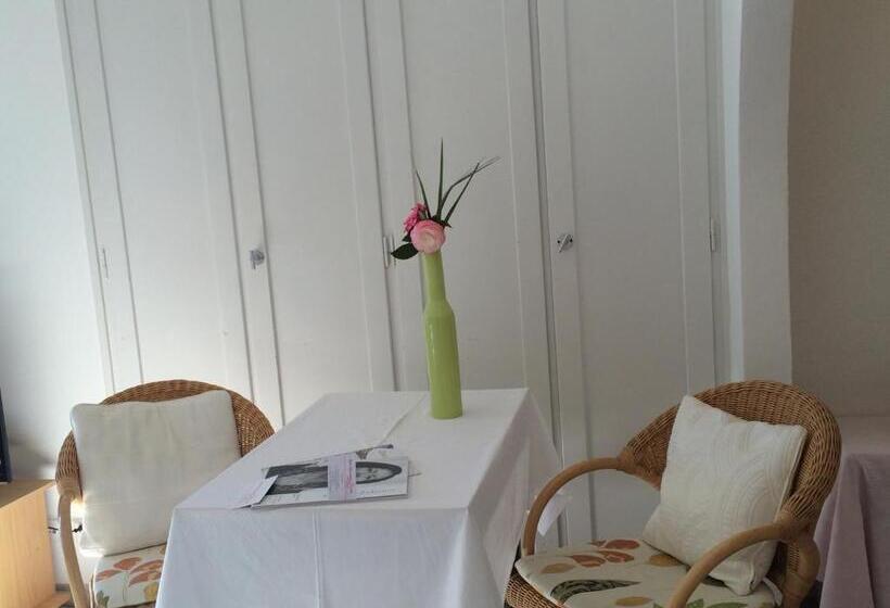 Standard studio with lake view, Art Hotel Ristorante Posta Al Lago