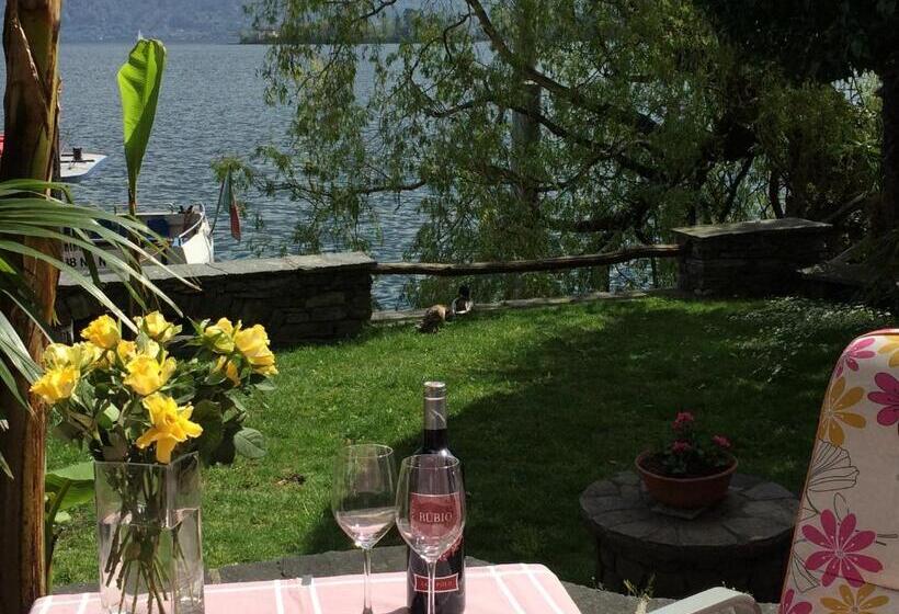 Standard studio with lake view, Art Hotel Ristorante Posta Al Lago