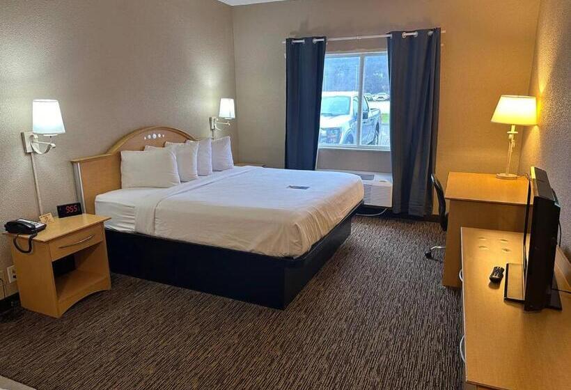 إستوديو ديلوكس, Baymont By Wyndham Lawrenceburg